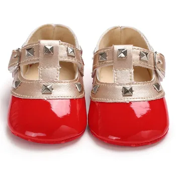 Bebê Recém-Nascido Menina Sapatos Da Princesa Do Diamante Sapatos De Sola Macia Do Bebê Da Ucha Primeiro Walker Garoto Pu Couro Fivela De Cinta Plana De Calcanhar Do Bebê Sapato