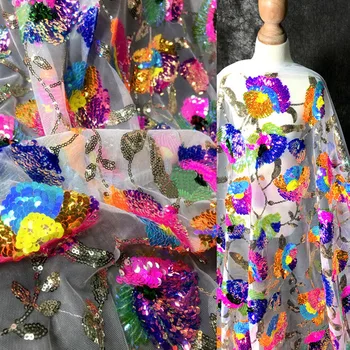 Cristal Colorido Lantejoulas Cluster Brilhante De Alta Qualidade, Personalizado Designer De Tecido De Tecido Bordado Para As Mulheres De Festa Vestido De Noite