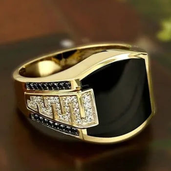 Clássico Anel dos Homens de Moda de Metal Cor Ouro Incrustada de Pedra Preta Zircão Punk Anéis para Homens Envolvimento de Casamento de Luxo, Jóias