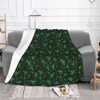 Trevo Verde Folha Cobertores de Veludo Verão Respirável Quente Lançar um Cobertor para Cama ao ar livre de roupa de Cama Joga