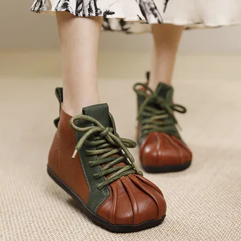 Moda Novos Sapatos femininos Casuais Flats Retro Fundo Macio Botas Curtas de Design de Luxo de Couro Feminino, Calçado de Botas Sapato Feminino