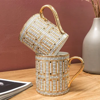 Luxo, Design Nobre Mosaico Xícara de Café Nórdicos Ins Quente Ouro de Cerâmica Pintada Copo de Água 350 ml Copo de Café de Moda Copo de Leite