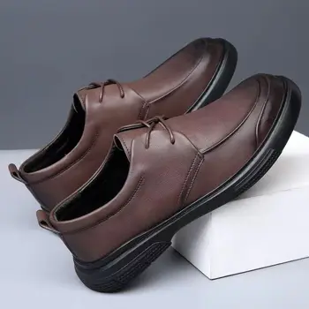 Couro genuíno Homens Sapatos antiderrapantes Business Casual Homens Sapatos de Trabalho Zapatos Hombre Chaussure Homme Sapatos Masculinos Schoenen